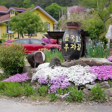 Inje Deulgukwa Pension Exterior foto